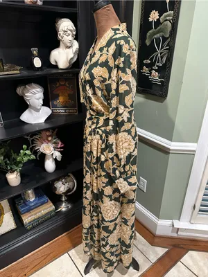 Dress Forum Floral Baroque V‑Neck Maxi Dress – Size Large (NWT) thumbnail 10