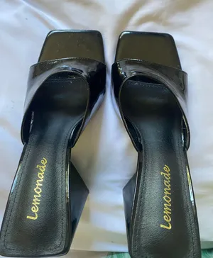Black Chunky Heels Size 7 thumbnail 7