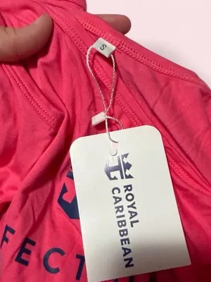 Perfect Day Coco Cay Pink Graphic Tank Top thumbnail 3