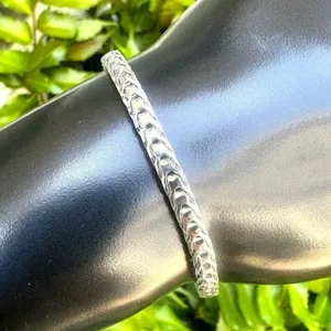 Monet silver tone vintage bracelet thumbnail 2