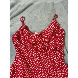 H&M Size Medium Red White Floral Wrap Mini Dress Lightweight Adjustable‎ Spring thumbnail 2