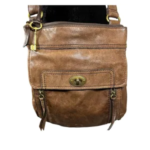 Fossil Vintage Classic Chocolate Brown Turnlock Leather Crossbody Purse thumbnail 2