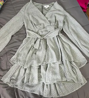 Light Green Dotted Dress Size M thumbnail 1