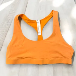 Fabletics Yesi light support sports bra Size 3XL Characteristics Breathable Removable bra cups composition 81% nylon/19% elastane Imported. thumbnail 5