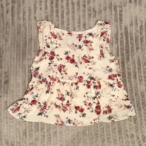 American Eagle Floral Peplum Tank Top Cream Red Button Front Sleeveless Blouse M thumbnail 7