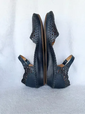 Pikolinos Puerto Vallarta Perforated Leather Mary Jane Flats Navy EU 40 / US 9.5 thumbnail 7