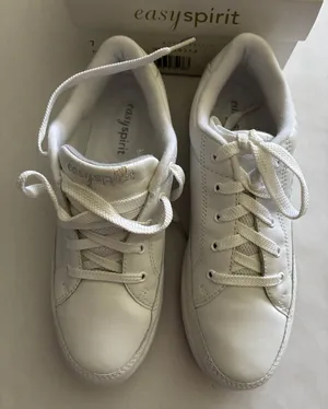 Easy Spirit Women's White Leather Lace-Up Sneakers - Classic Casual thumbnail 1