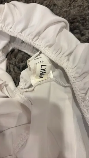 going out top White thumbnail 2