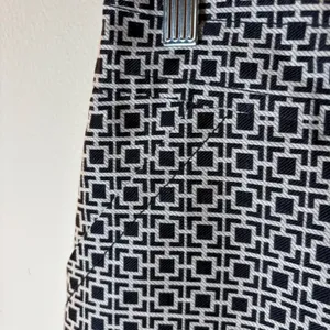 Banana Republic Geometric Print‎ Silk-Blend Pencil Skirt Size 4 thumbnail 2