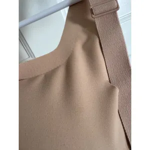 Skims tan wireless bra size medium - DD thumbnail 5