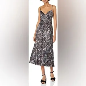 ✨ASTR The Label CORALIE MIDI SZ LARGE DRESS✨ thumbnail 4