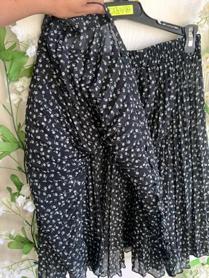 Small Flowers Midi Skirt thumbnail 3