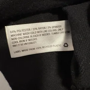 Mossimo Women’s Cropped Black Long Sleeve Pullover Size Medium thumbnail 4