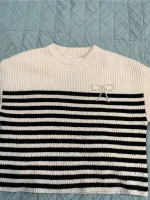 Zara Cream and Black Striped Crewneck Sweater thumbnail 5