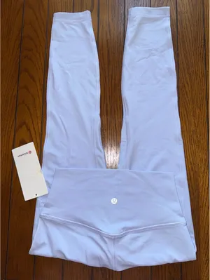 Lululemon Align High Rise 25” Pastel Blue Size 6 NWT thumbnail 1