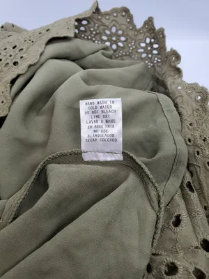 Eyelet Top NWOT thumbnail 8