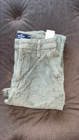 American Eagle High-Rise Dad pants thumbnail 3