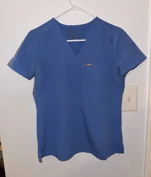 FIGS Scrub Top One-Pocket thumbnail 1