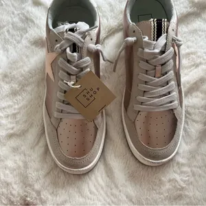 NEW Altar’d State Rose Gold Paz Star Sneakers Size 8.5 thumbnail 7