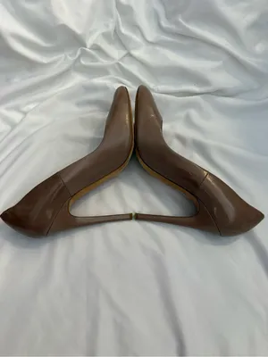 EUC Kurt Geiger London Eden Court Shoes in Natural Leather thumbnail 7