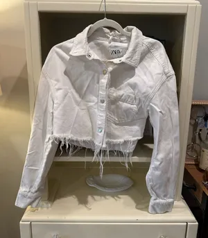 White ZARA Cropped Jean Jacket thumbnail 2