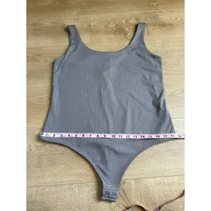 NWT Express Body Contour Scoop Neck Thong Bodysuit Gray ribbed stretch size XL thumbnail 6