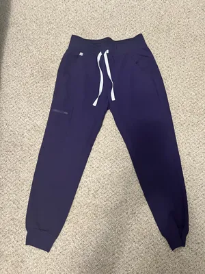 FIGS Scrub Pants thumbnail 1