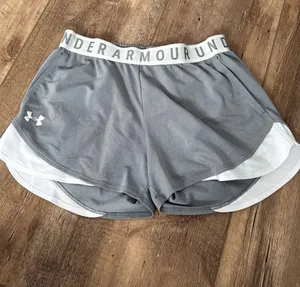 Women’s Under Armour Shorts Athletic Small HeatGear thumbnail 1