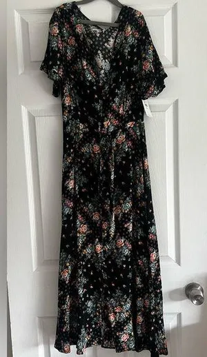 O’Neill boho floral maxi dress XS thumbnail 1