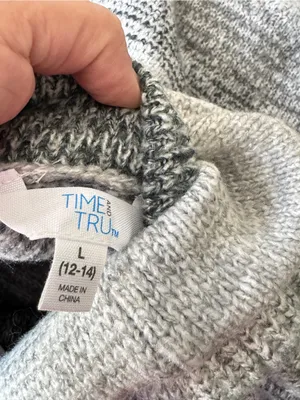 Marled Gray Cowl Neck Oversized Sweater Size L thumbnail 5