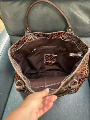 Brown Snake Print Women's Tote Bag with Chain and Tassel thumbnail 3