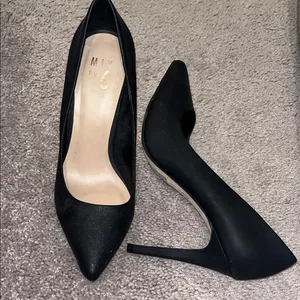Classic Black Women's Heels Size 9 thumbnail 1