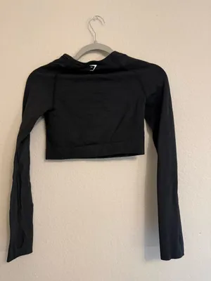 Gymshark Black Long Sleeve Crop Top thumbnail 4