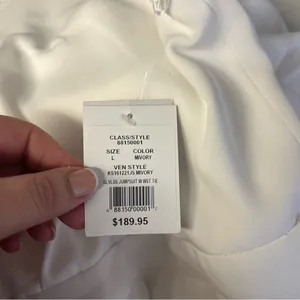 Keepsake the label | Large‎ Woman’s Elegant White Jumpsuit thumbnail 12