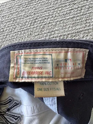 Vintage NY Yankees Navy Blue and White Baseball Cap Hat thumbnail 5