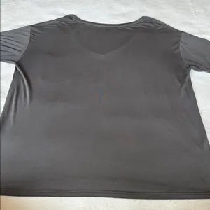 Kyte Baby Women’s Short Sleeve Bamboo Gray V-Neck T-Shirt with Pocket size XL thumbnail 7