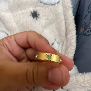 Boutique Sparkling Simulated Diamond 14k Yellow Gold Band, Size 8‎ NWT thumbnail 6
