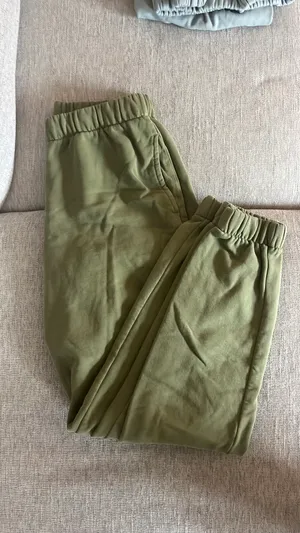 Brandy Melville Rosa Sweatpants thumbnail 3