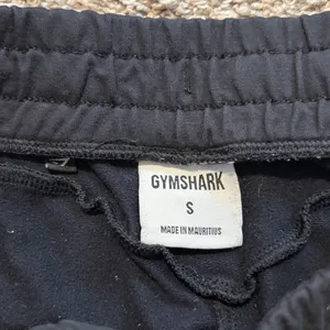Gymshark Women’s Black Regular‎ Fit Training Joggers Small thumbnail 5
