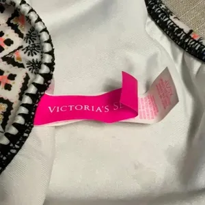 VICTORIA Secret thumbnail 5