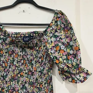 GAP Floral Ditsy Smocked Peplum Top Size Small Puff Sleeve Cottage Boho thumbnail 3