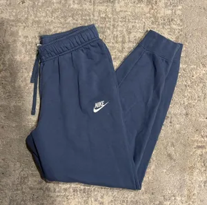Nike Fleece Sweatpants Women’s thumbnail 5