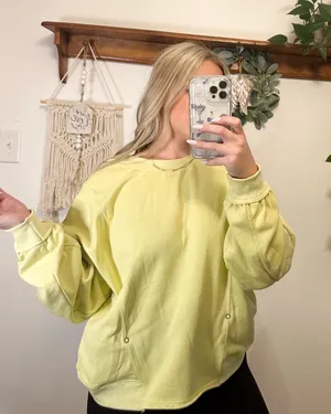 Buckle Bucketlist Boutique crossed reversible pullover thumbnail 1