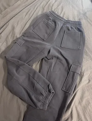 gray athleta cargo sweatpants  thumbnail 2