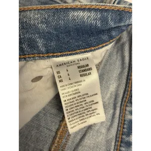American Eagle Outfitters Distressed Light Wash Jeans Plaid Patch Detail Size 4 thumbnail 7
