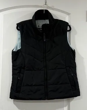 Columbia Women’s Black Insulated Puffer Vest Size L Full Zip Pockets Lightweight thumbnail 1
