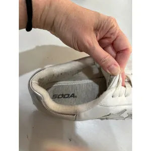 Soda Star Sneakers White Silver Accents‎ Casual Shoes Size 8.5 thumbnail 5