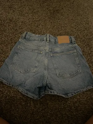 H&M Shorts thumbnail 2