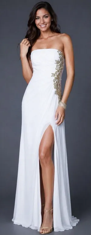 La Femme Emilia Gown White Sz 2 Embellished Formal prom dress thumbnail 1