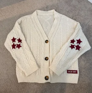 Taylor Swift Red Cardigan thumbnail 1